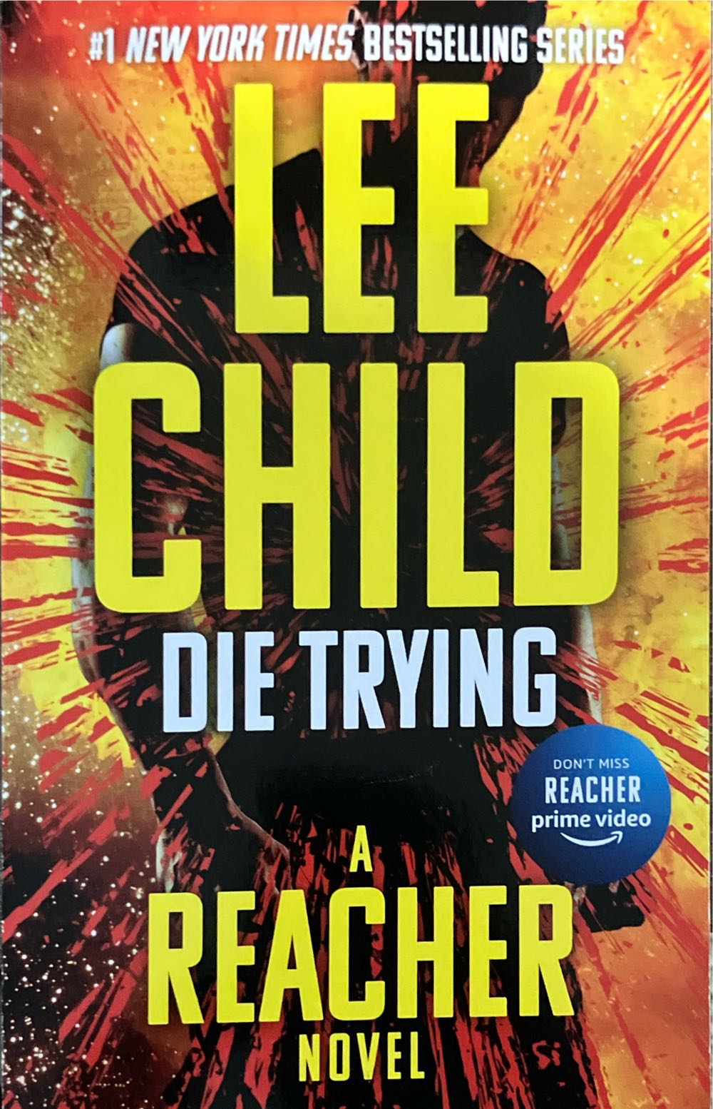 Reacher: Die Trying - Lee Child (Berkeley Publishing Group - Trade Paperback) book collectible [Barcode 9780425264386] - Main Image 3