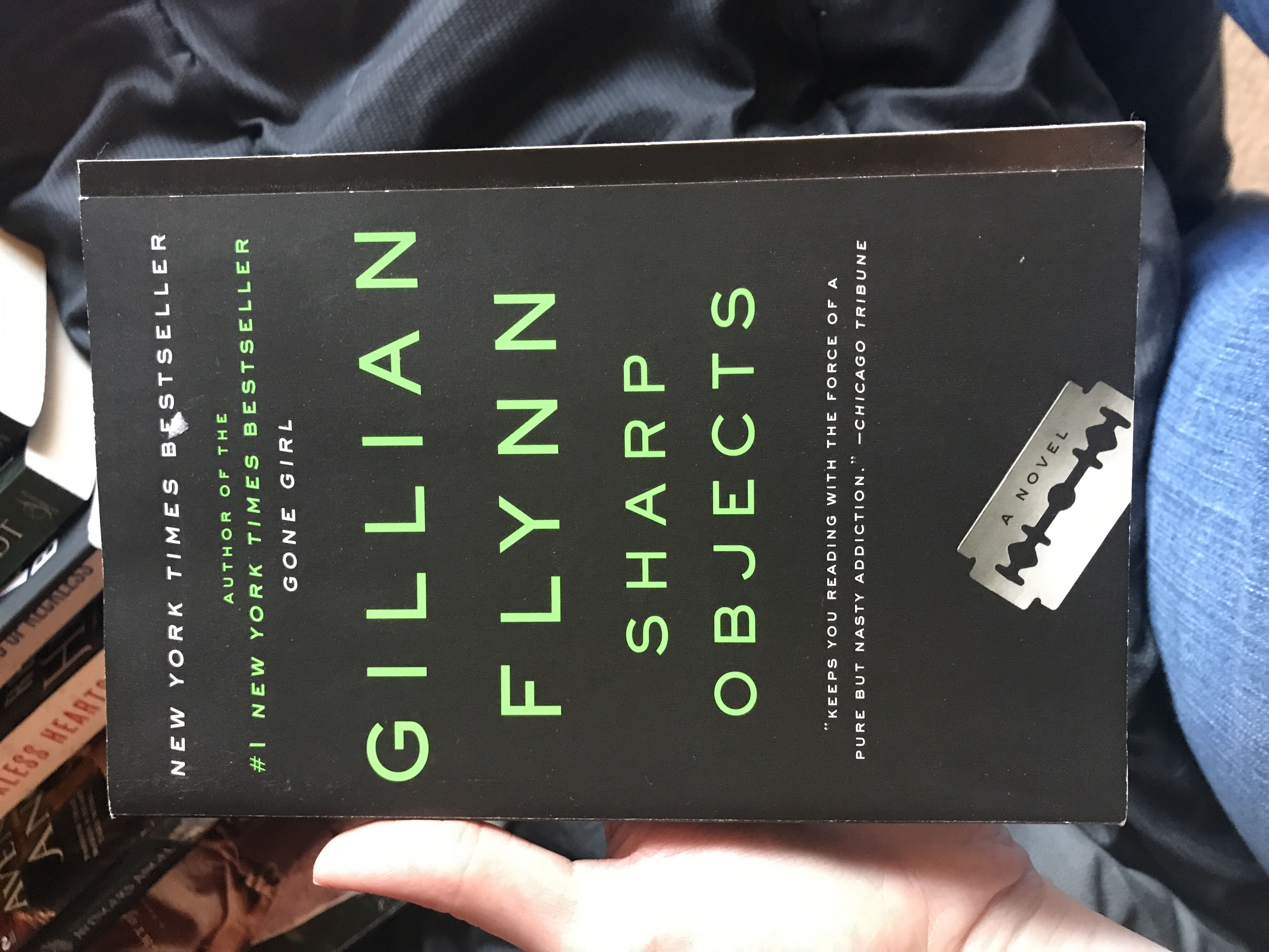 Sharp Objects - Gillian Flynn (Broadway Books - Paperback) book collectible [Barcode 9780525575757] - Main Image 2