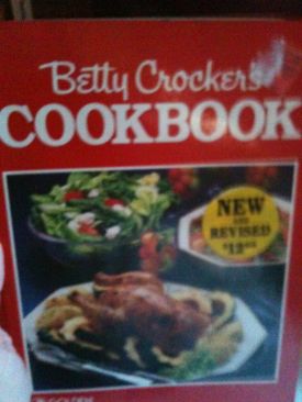 Betty Crocker Cookbook - Betty Crocker book collectible [Barcode 033500098147] - Main Image 1