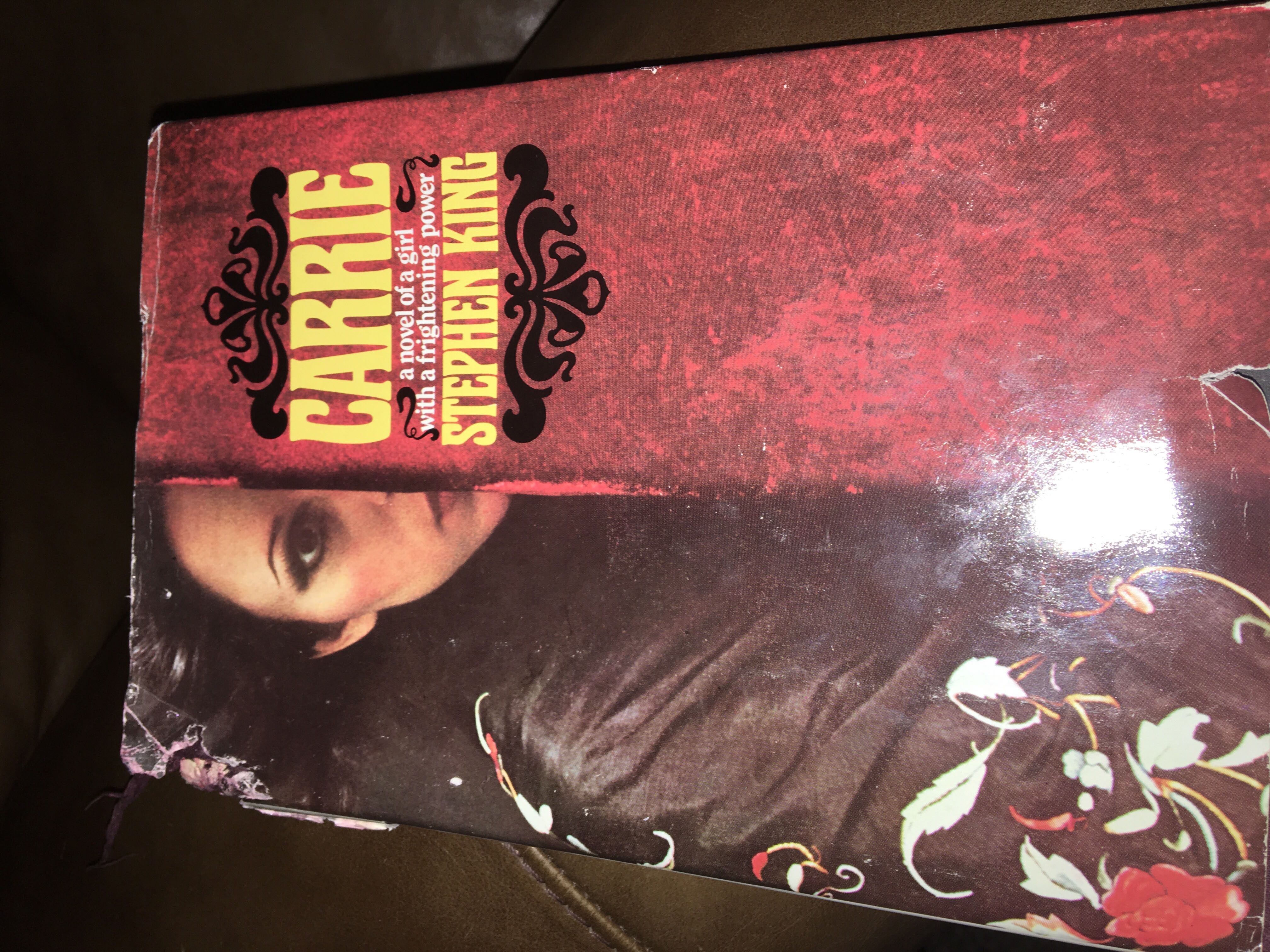 Carrie - Stephen King (Ricky - Hardcover) book collectible [Barcode 0385086954] - Main Image 2