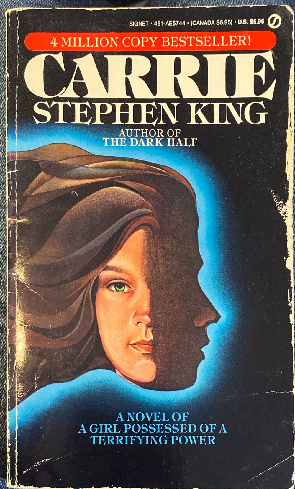 Carrie - Stephen King (Anchor Reissue - eBook) book collectible [Barcode 9780451157447] - Main Image 4