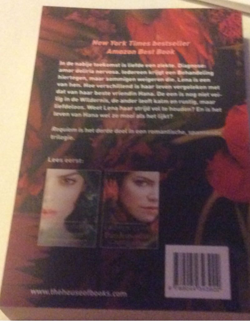 Requiem - Lauren Oliver (Paperback) book collectible [Barcode 9789044343922] - Main Image 2