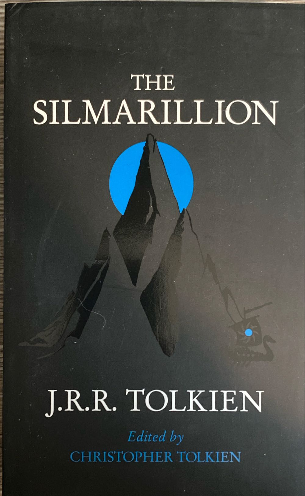 Silmarillion, The - J.R.R. Tolkien (HarperCollins - Paperback) book collectible [Barcode 9780261102736] - Main Image 4