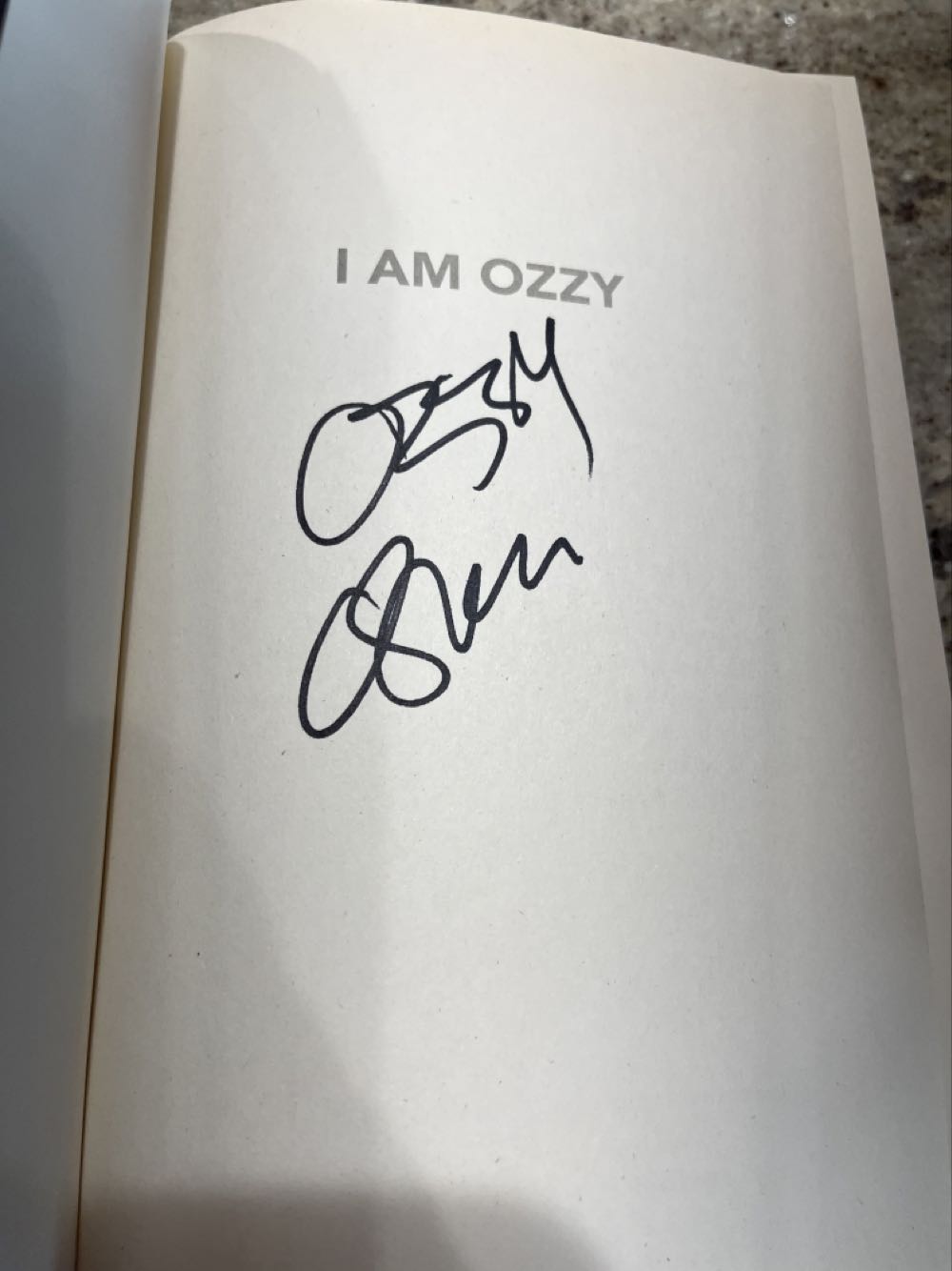 I Am Ozzy - Ozzy Osbourne (Grand Central Publishing - Hardcover) book collectible [Barcode 9780446569897] - Main Image 2