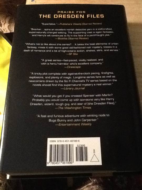 Dresden Files - 10 - Small Favor - Jim Butcher (Roc Books - Hardcover) book collectible [Barcode 9780451461896] - Main Image 2