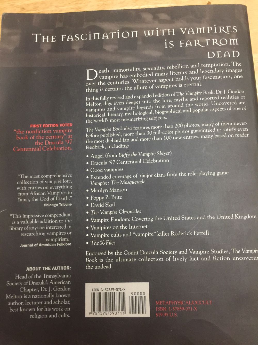 The Vampire Book - The Encyclopedia Of The Undead - J. Gordon Melton (Visible Ink Press - Paperback) book collectible [Barcode 9781578590711] - Main Image 2