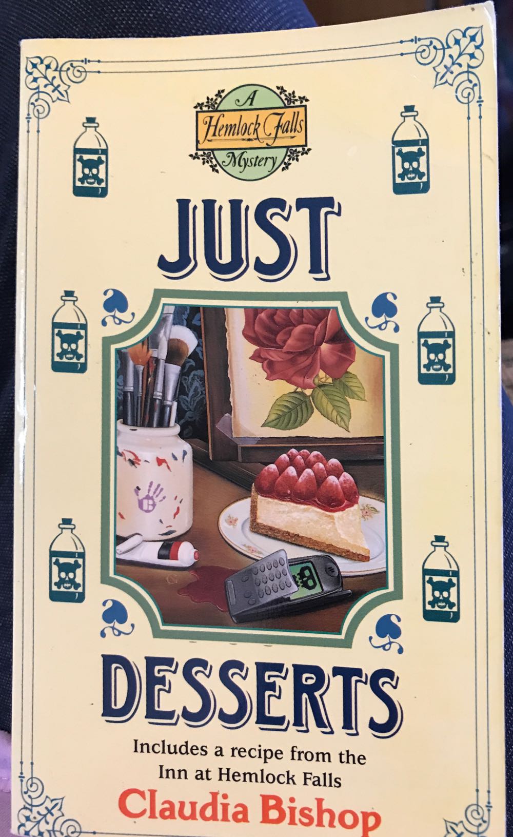 Just Desserts - Claudia Bishop (Berkley Prime Crime - Paperback) book collectible [Barcode 9780425184318] - Main Image 2