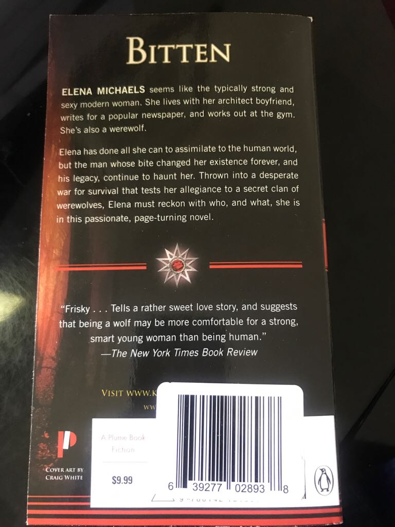 Bitten - Kelley Armstrong (A Plume Book - Paperback) book collectible [Barcode 9780142181690] - Main Image 2