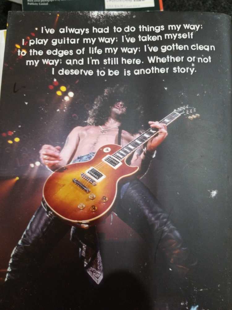 Slash - Anthony Bozza (Harper Collins - Hardcover) book collectible [Barcode 9780061351426] - Main Image 2
