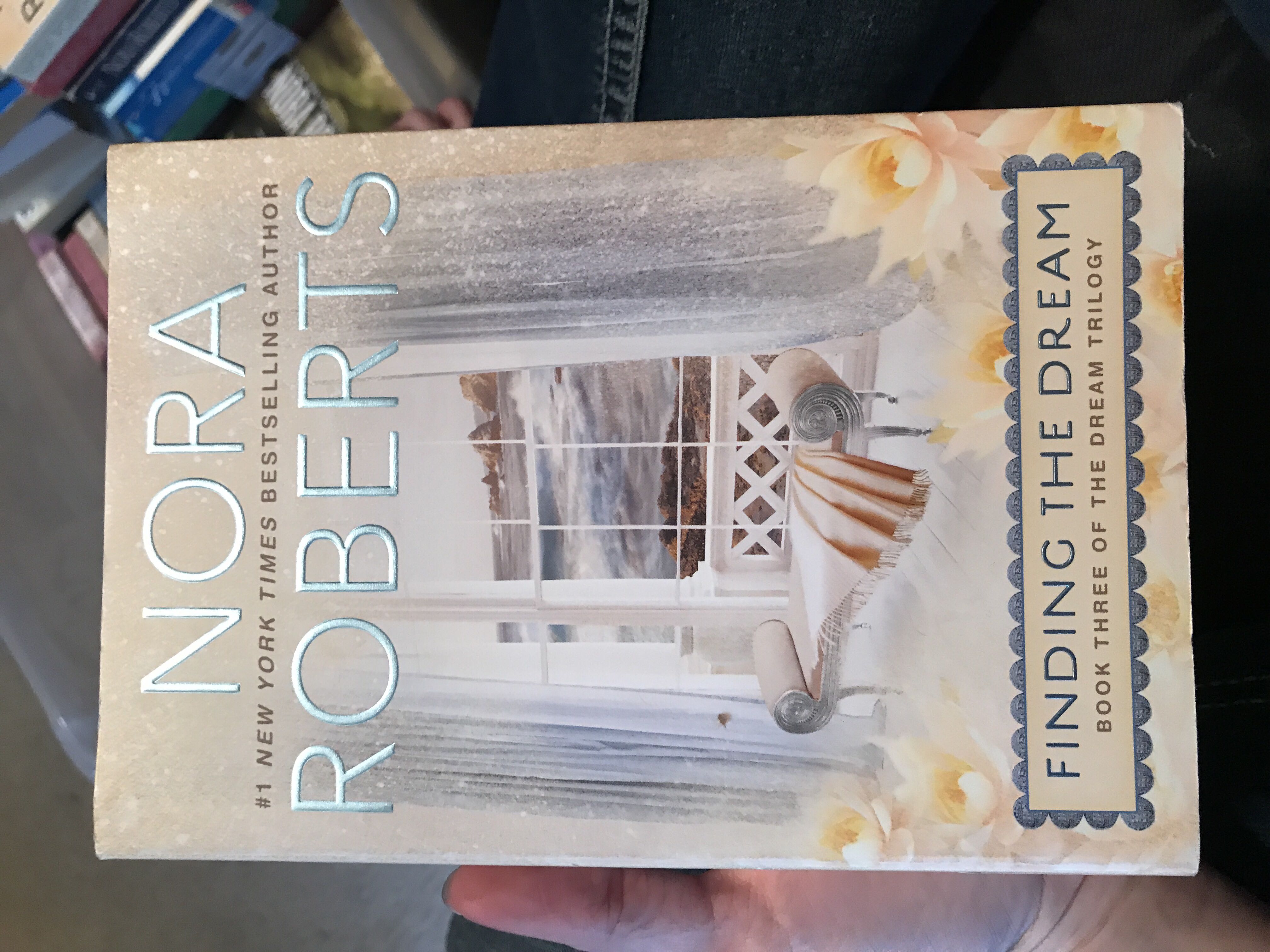 Finding the Dream - Nora Roberts (Penguin - Paperback) book collectible [Barcode 9780515120875] - Main Image 4