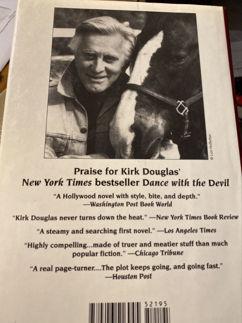 The Gift, A Novel - Kirk Douglas (Warner Books - Hardcover) book collectible [Barcode 9780446516945] - Main Image 2