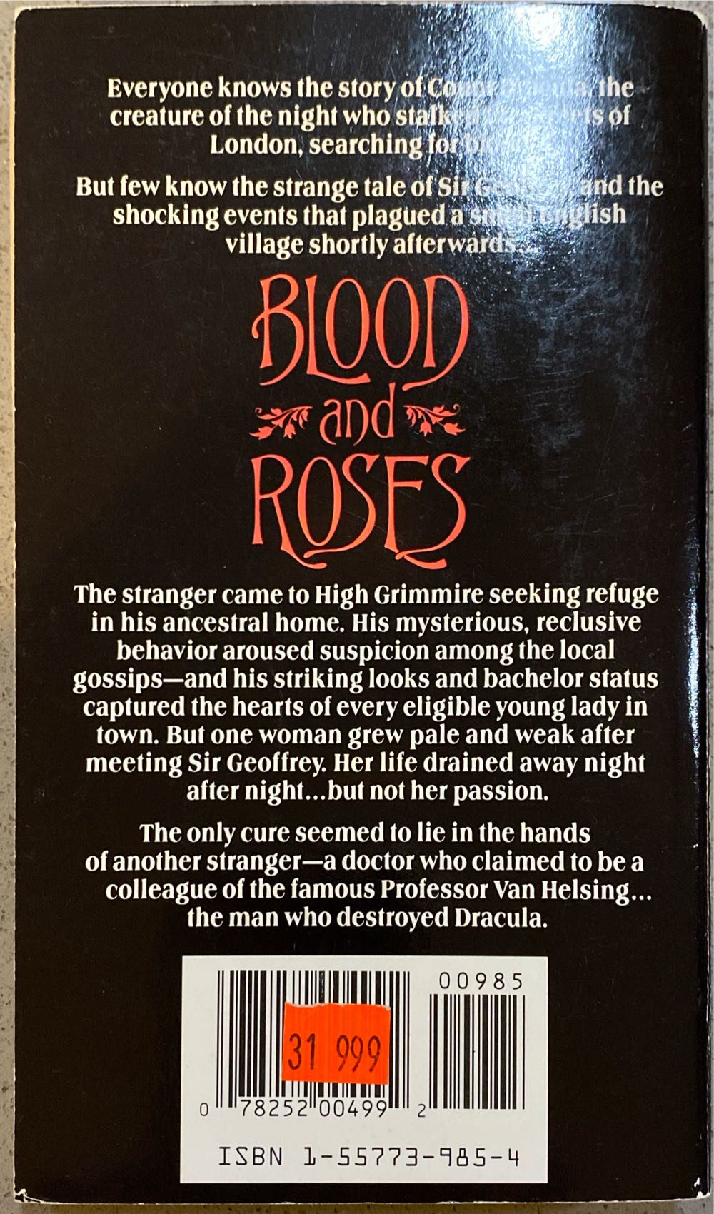 Blood And Roses - Universal Classic (Dracula - Paperback) book collectible [Barcode 9781557739858] - Main Image 2