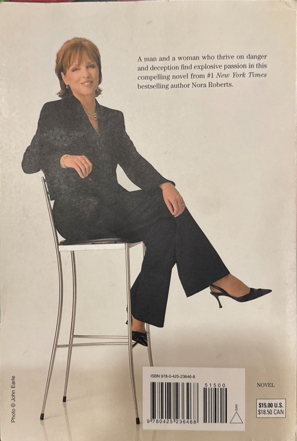 Honest Illusions - Nora Roberts (Berkley Books - Trade Paperback) book collectible [Barcode 9780425236468] - Main Image 2