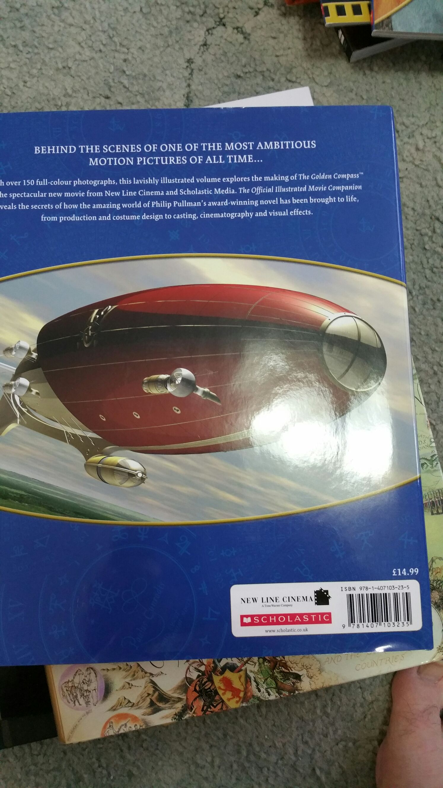 The Golden Compass  book collectible [Barcode 9781407103235] - Main Image 2