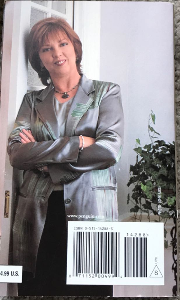 Holding The Dream - Nora Roberts (Jove Books, New York - Paperback) book collectible [Barcode 9780515142884] - Main Image 2