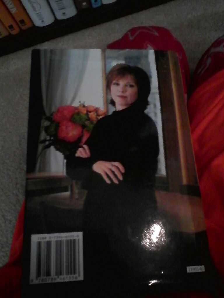 Red Lily - Nora Roberts book collectible - Main Image 2