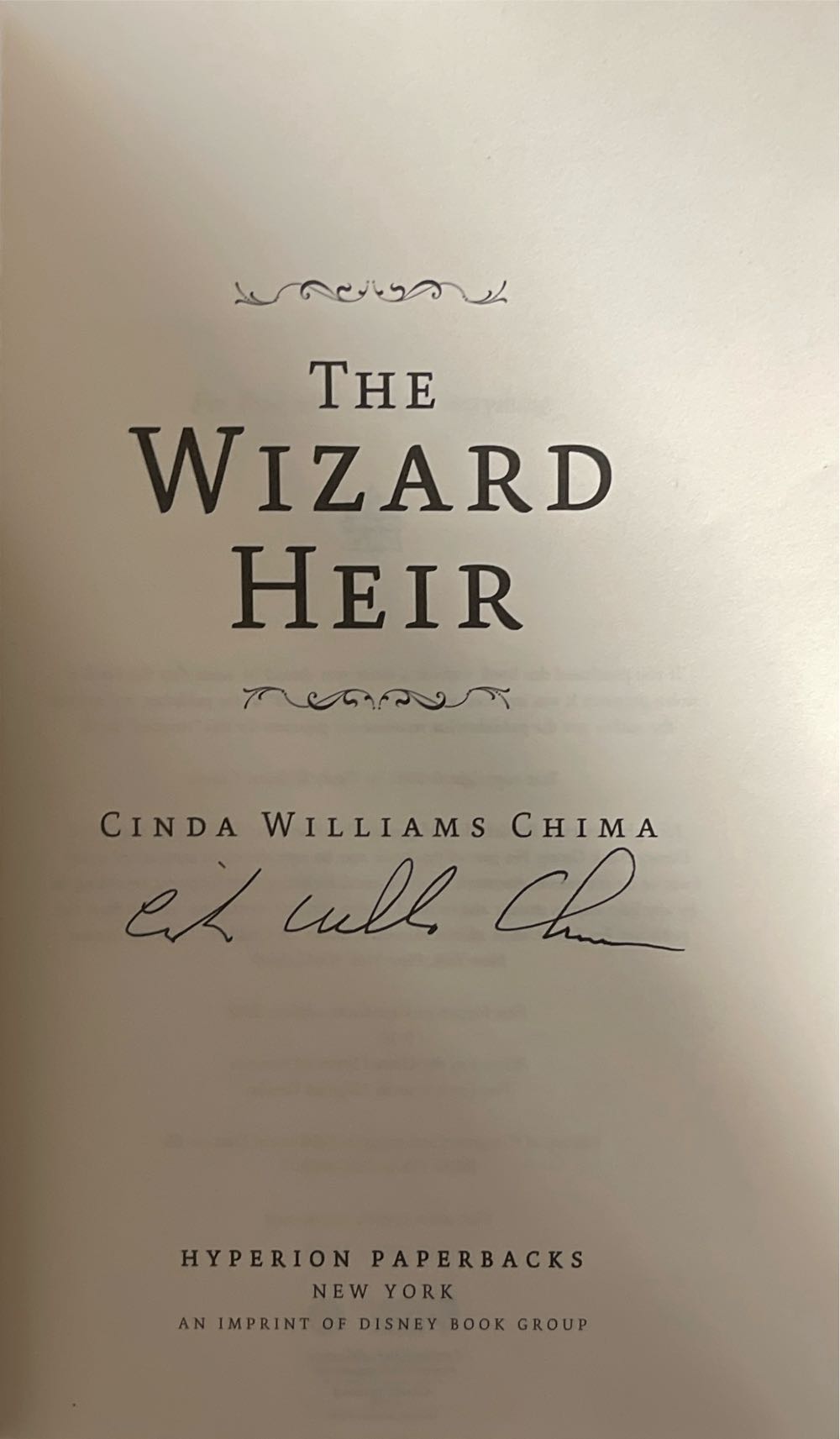 The Wizard Heir - Cinda Williams Chima (Hyperion - Paperback) book collectible [Barcode 9781423104889] - Main Image 4