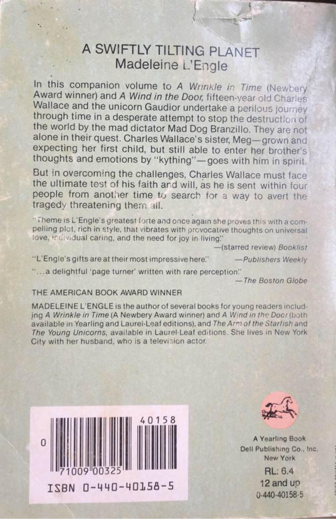 A Swiftly Tilting Planet - Madeleine L’Engle (Yearling Books - Paperback) book collectible [Barcode 9780440401582] - Main Image 2