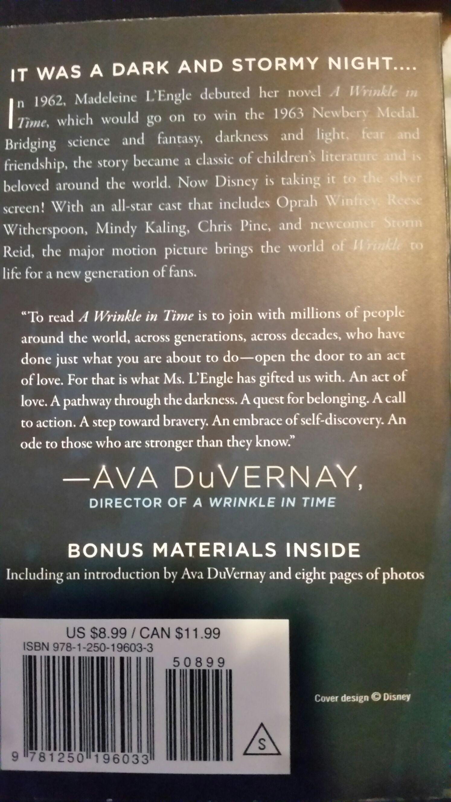 A Wrinkle In Time - Madeleine L’Engle (Square Fish - Paperback) book collectible [Barcode 9781250196033] - Main Image 2