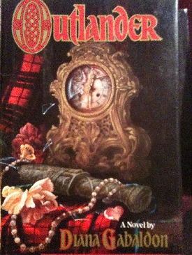 Outlander - Diana Gabeldon book collectible [Barcode 0385302304] - Main Image 1