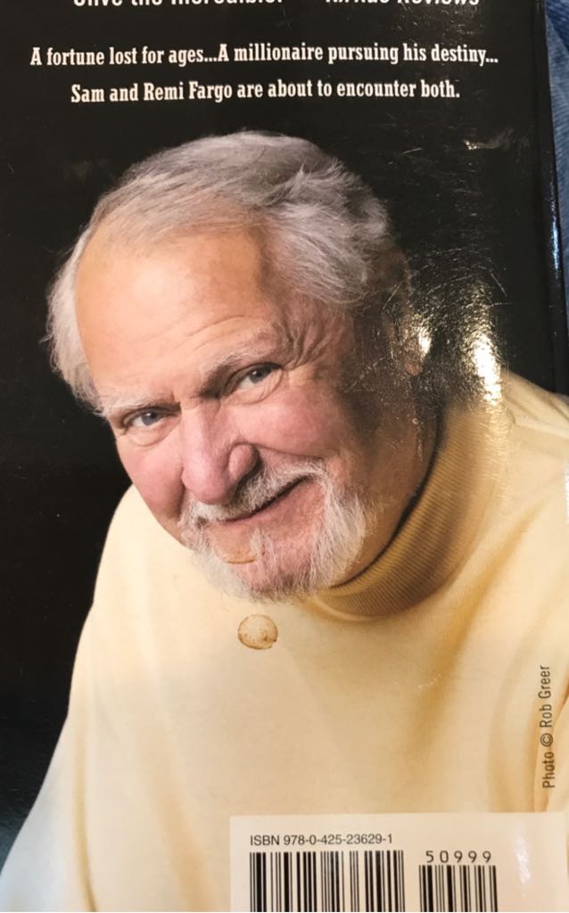 Pacific Vortex! - Clive Cussler (Bantam Books  - Paperback) book collectible [Barcode 9780553593457] - Main Image 2