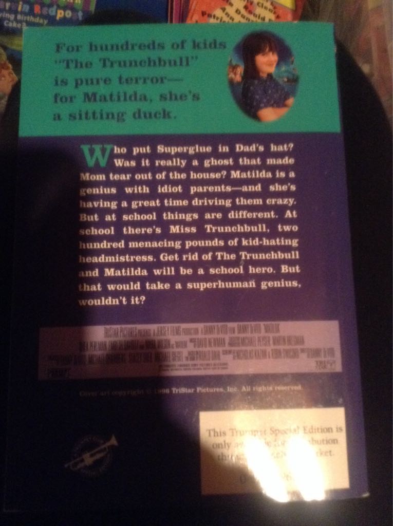 Matilda - Roald Dahl (Scholastic Inc - Paperback) book collectible [Barcode 9780590996839] - Main Image 2
