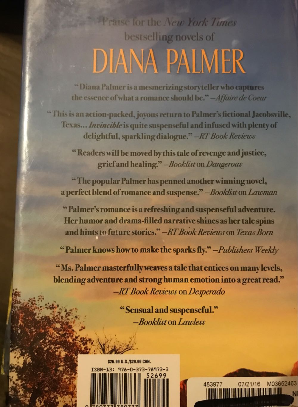 Defender - Diana Palmer (Harlequin Books - Hardcover) book collectible [Barcode 9780373789733] - Main Image 2