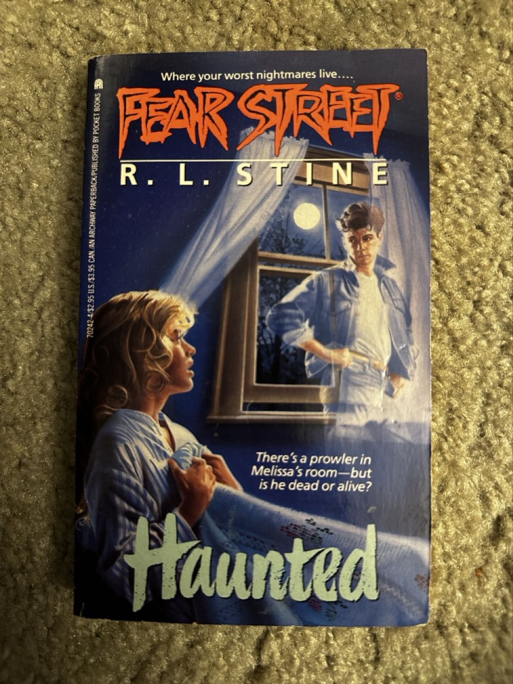 Haunted - R.L. Stine (Archway Paperbacks - Paperback) book collectible [Barcode 9780671702427] - Main Image 2