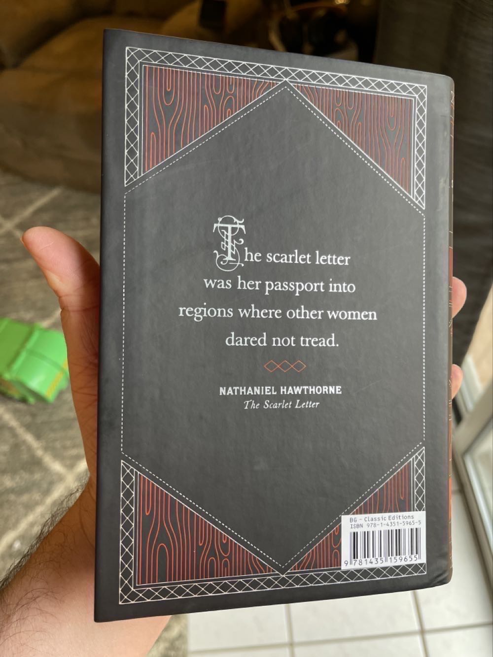 The Scarlet Letter - Nathaniel Hawthorne (The Heritage Press - Hardcover) book collectible [Barcode 9780199537808] - Main Image 2