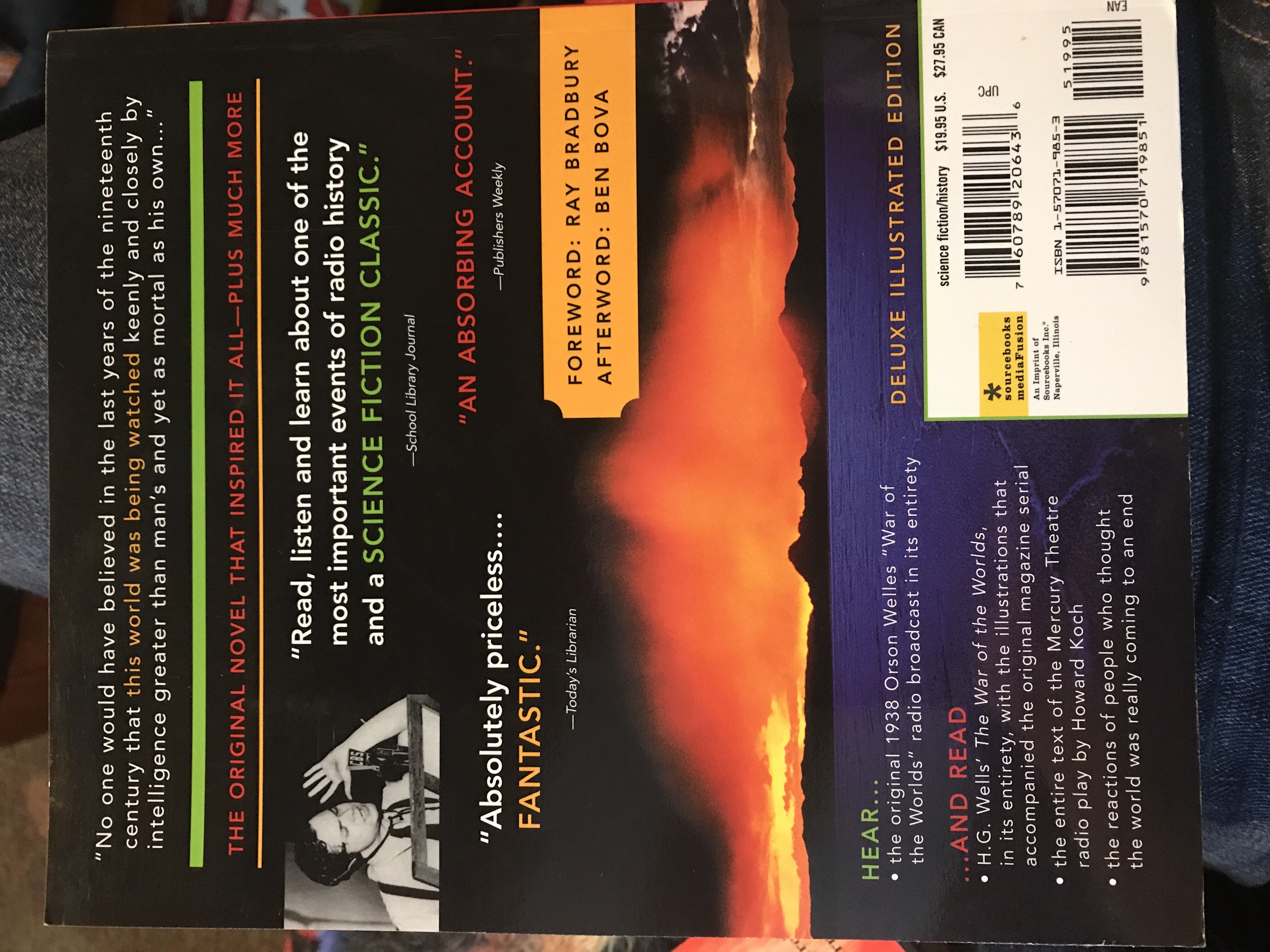 The War Of The Worlds: The Thrilling Story that Inspired 3 Major Motion Pictures: Mars’ Invasion of Earth, Inciting Panic and Inspiring Terror from H G Wells to Orson Welles and Beyond - H G Wells (Sourcebooks Inc Media Fusion - Paperback) book collectible [Barcode 9781570719851] - Main Image 2