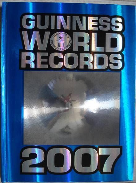Guinness World Records 2007  (Planeta) book collectible [Barcode 9788408068242] - Main Image 1