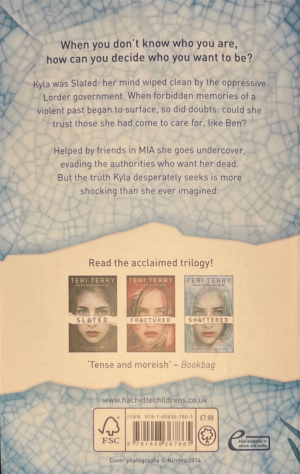 Shattered - Teri Terry (Orchard - Paperback) book collectible [Barcode 9781408319505] - Main Image 2