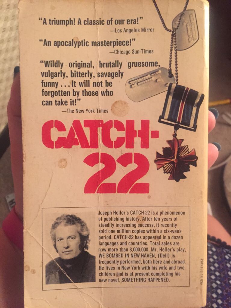 Catch-22 - Joseph Heller (Simon And Schuster, Inc. - Hardcover) book collectible [Barcode 0684833395] - Main Image 2