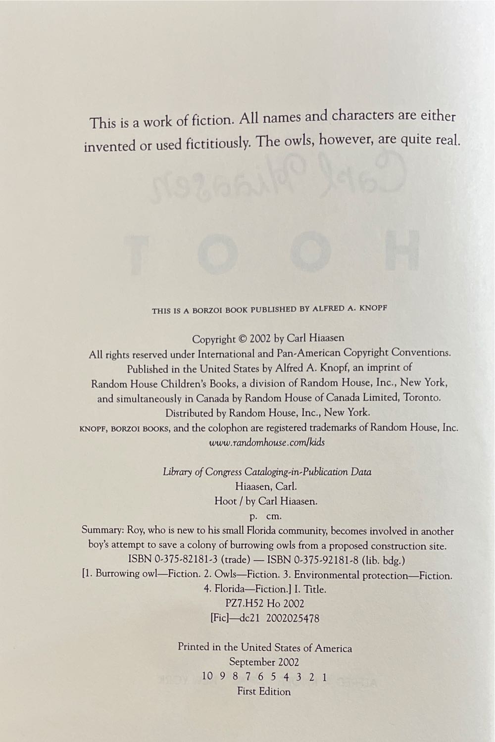 Hoot - Carl Hiassen (Alfred  A. Knopf - Hardcover) book collectible [Barcode 9780375821813] - Main Image 2