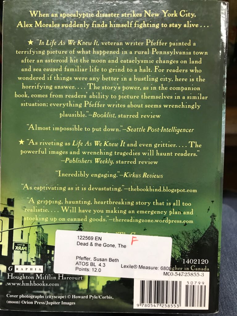 The Dead And The Gone - Susan Beth Pfeffer (Graphia Books - Paperback) book collectible [Barcode 9780547258553] - Main Image 2