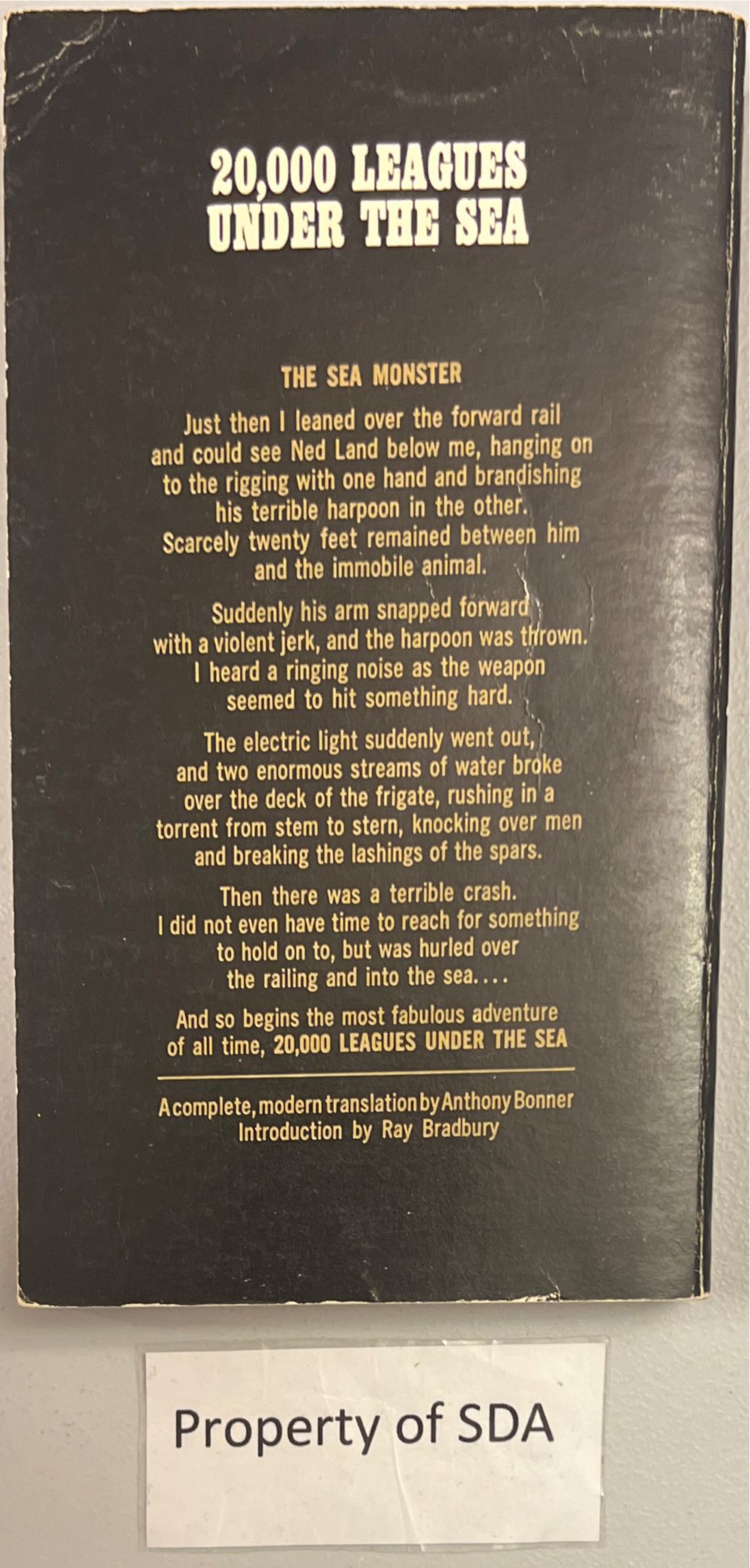 20,000 Leagues Under The Sea - Jules Verne (- Paperback) book collectible [Barcode 078073003259] - Main Image 2