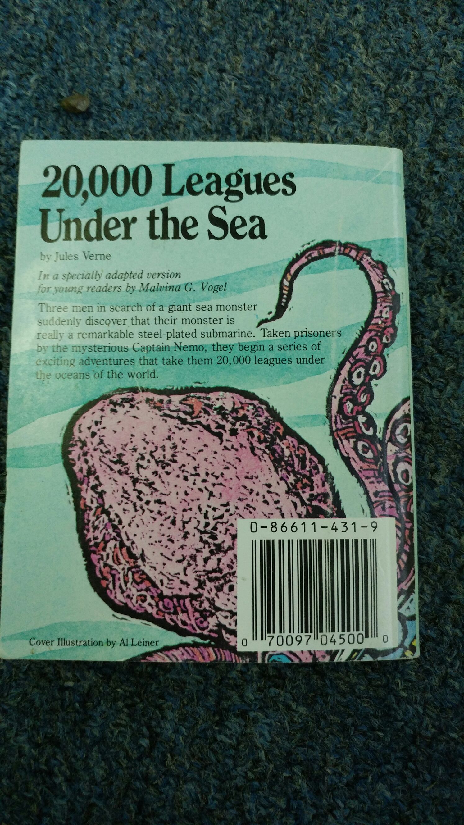 20,000 Leagues Under The Sea  book collectible [Barcode 9780866114318] - Main Image 2