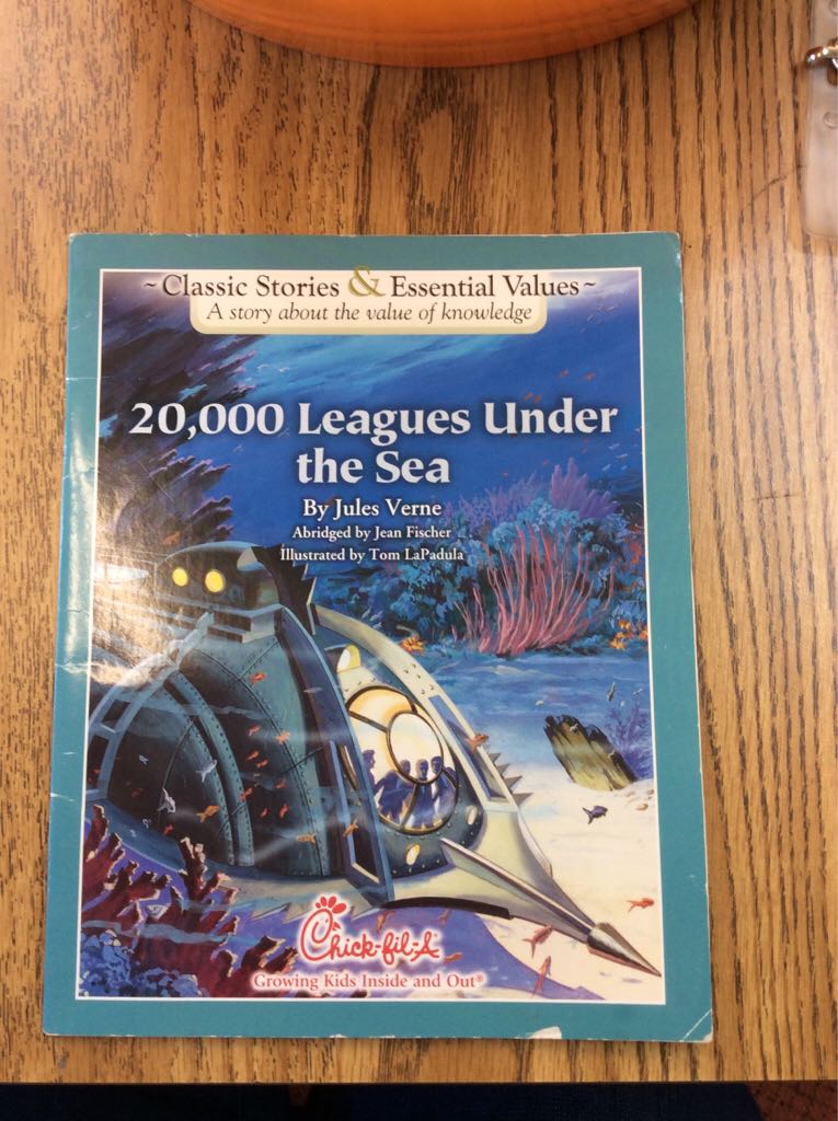 20,000 Leagues Under The Sea book collectible - Main Image 1