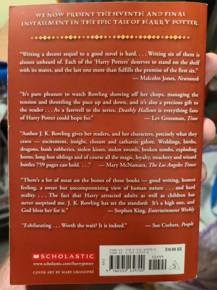 Harry Potter and the Deathly Hallows - J. K. Rowling (Scholastic, Inc. - Hardcover) book collectible - Main Image 2
