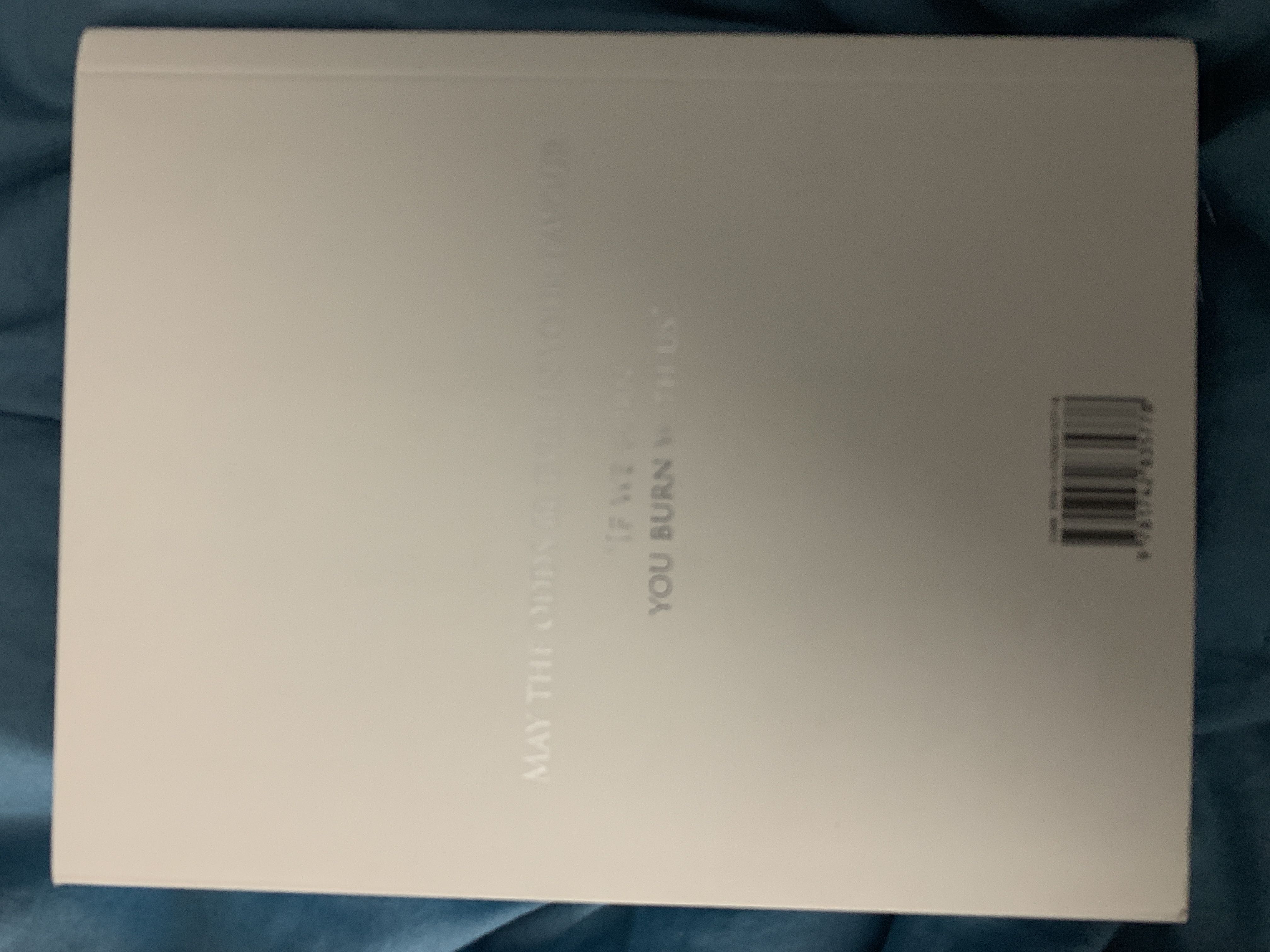 Hunger Games 3: Mockingjay (luxury) - Suzanne Collins (- Paperback) book collectible [Barcode 9781742835778] - Main Image 2