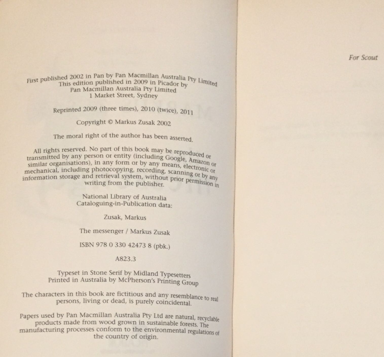The Messenger - Markus Zusak (Picador - Paperback) book collectible [Barcode 9780330424738] - Main Image 3
