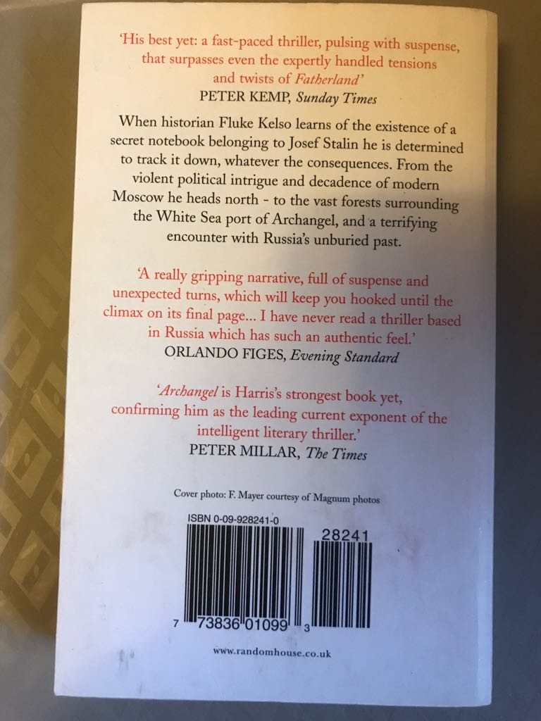 Archangel - Robert Harris (Arrow - Paperback) book collectible [Barcode 9780099282419] - Main Image 2