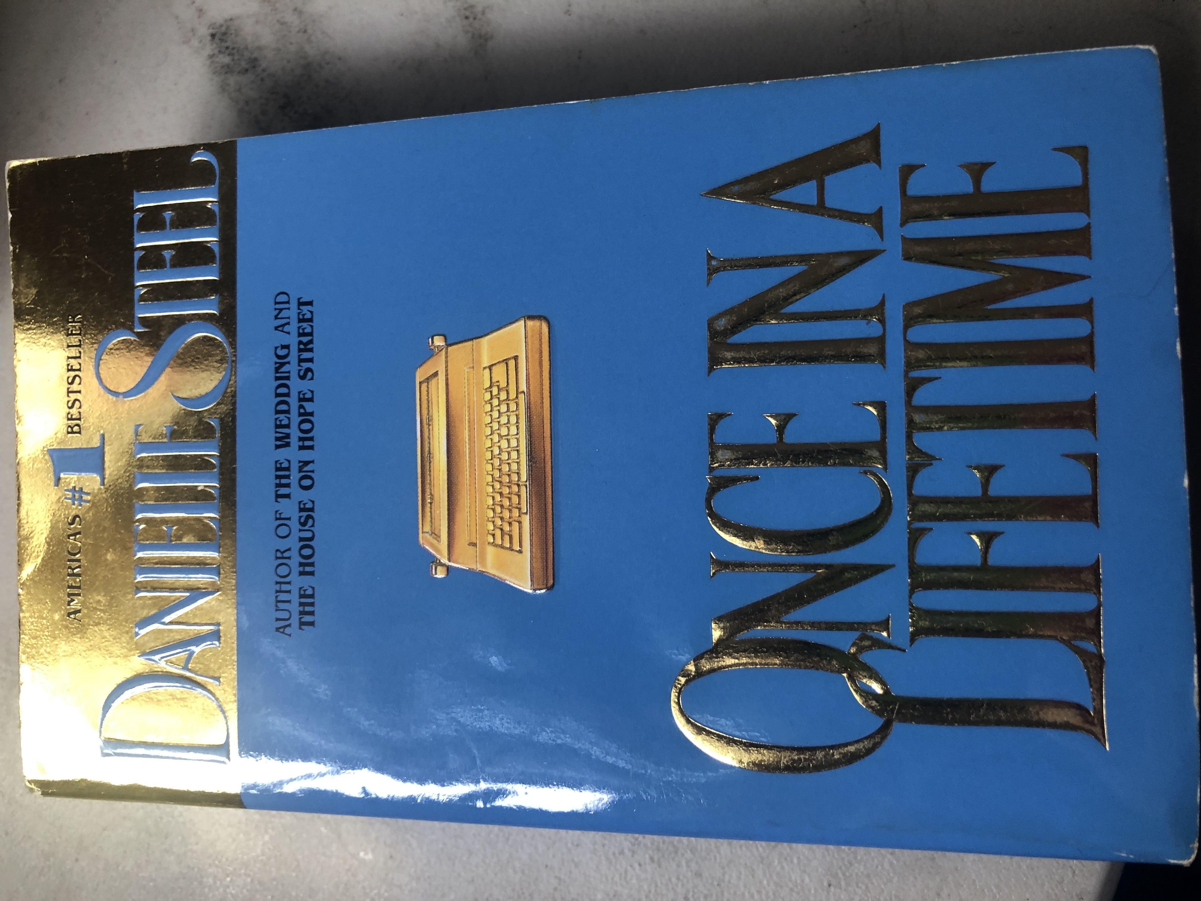 Once In A Lifetime* - Danielle Steel (- Paperback) book collectible [Barcode 9780440166498] - Main Image 2