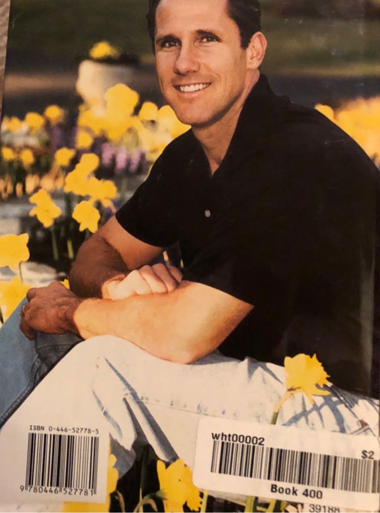 A Bend In The Road - Nicholas Sparks (Warner Books Inc - Hardcover) book collectible [Barcode 9780446527781] - Main Image 2