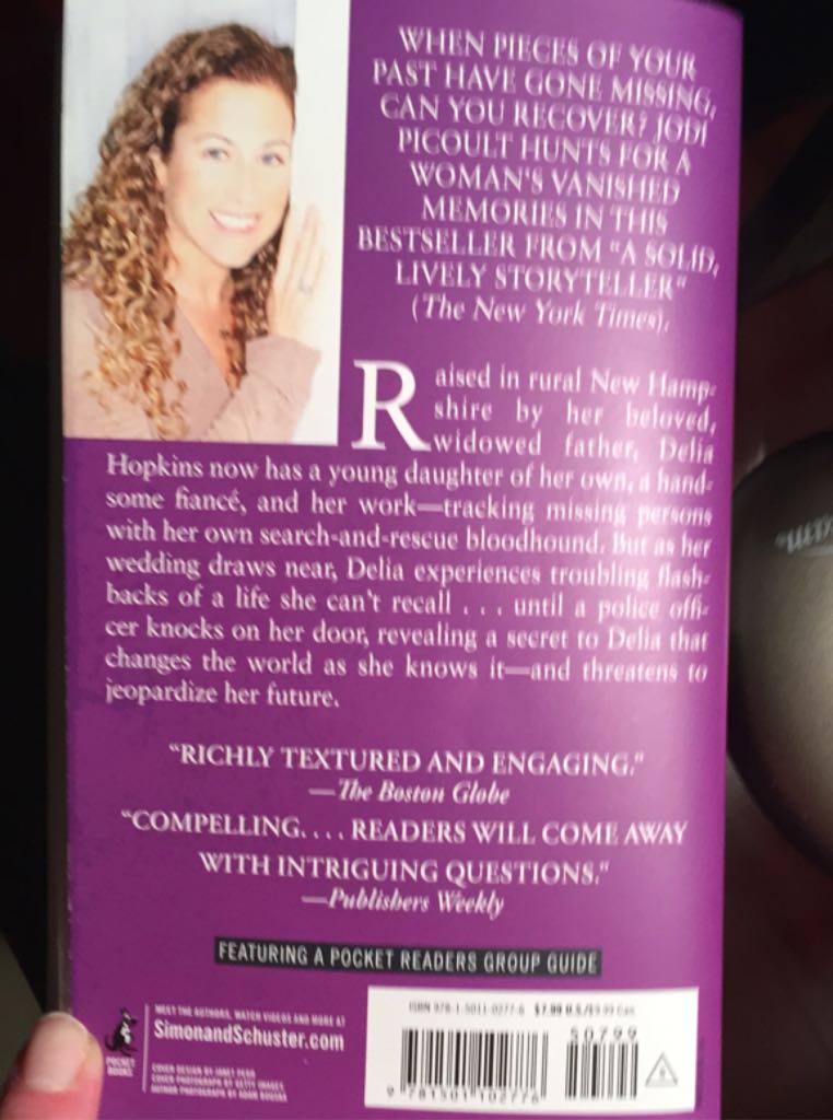 Vanishing Acts - Jodi Picoult (Pocket Books - Paperback) book collectible [Barcode 9781501102776] - Main Image 2