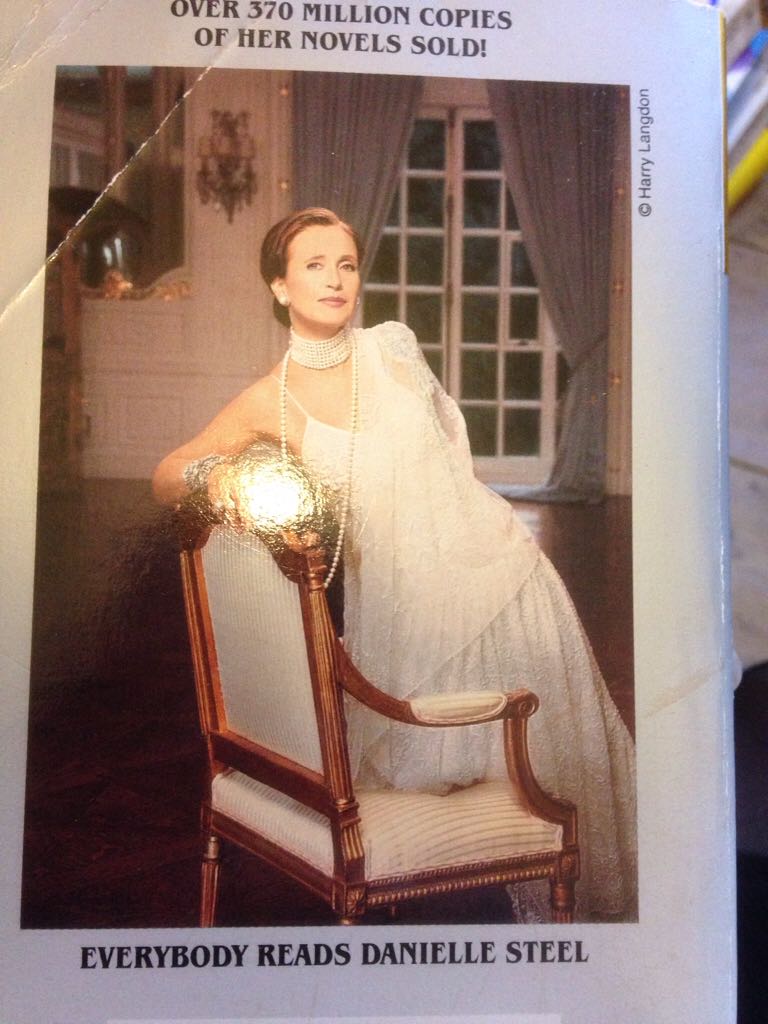 The Ghost  book collectible - Main Image 2