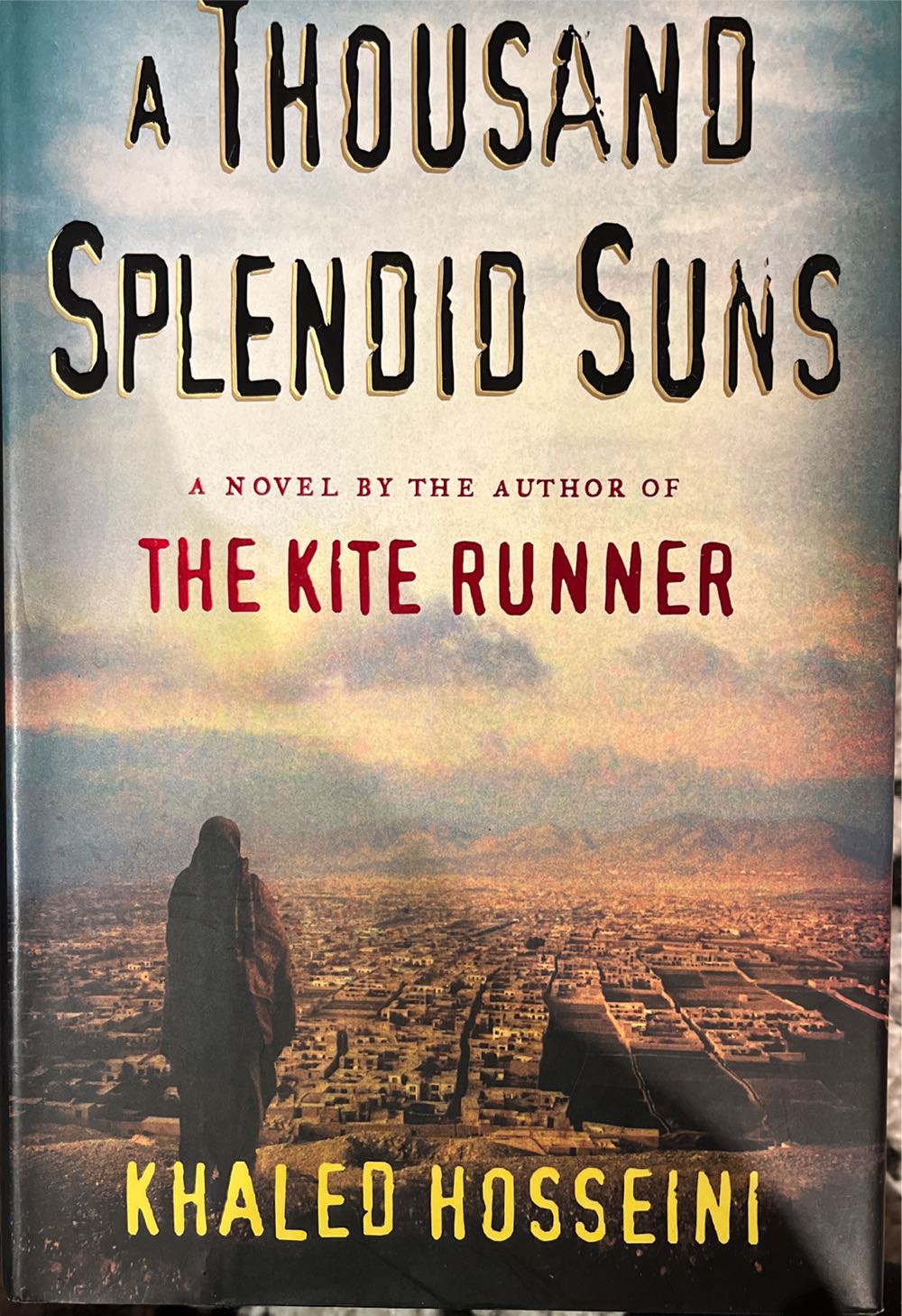 Thousand Splendid Suns, A - Khaled Hosseini (Viking Canada - Hardcover) book collectible [Barcode 9780670064915] - Main Image 3