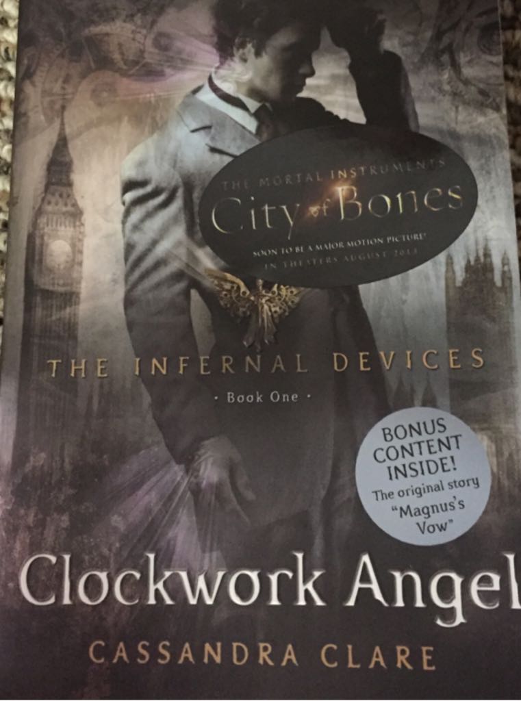 Clockwork Angel book collectible - Main Image 1