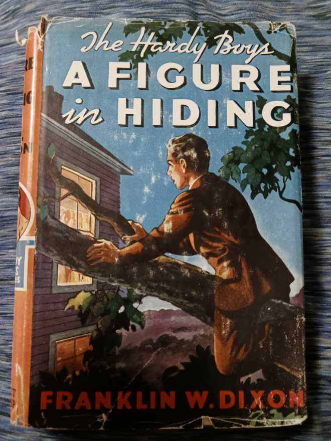 The Hardy Boys: A Figure In Hiding - Franklin W. Dixon (Grosset & Dunlap - Hardcover) book collectible - Main Image 3