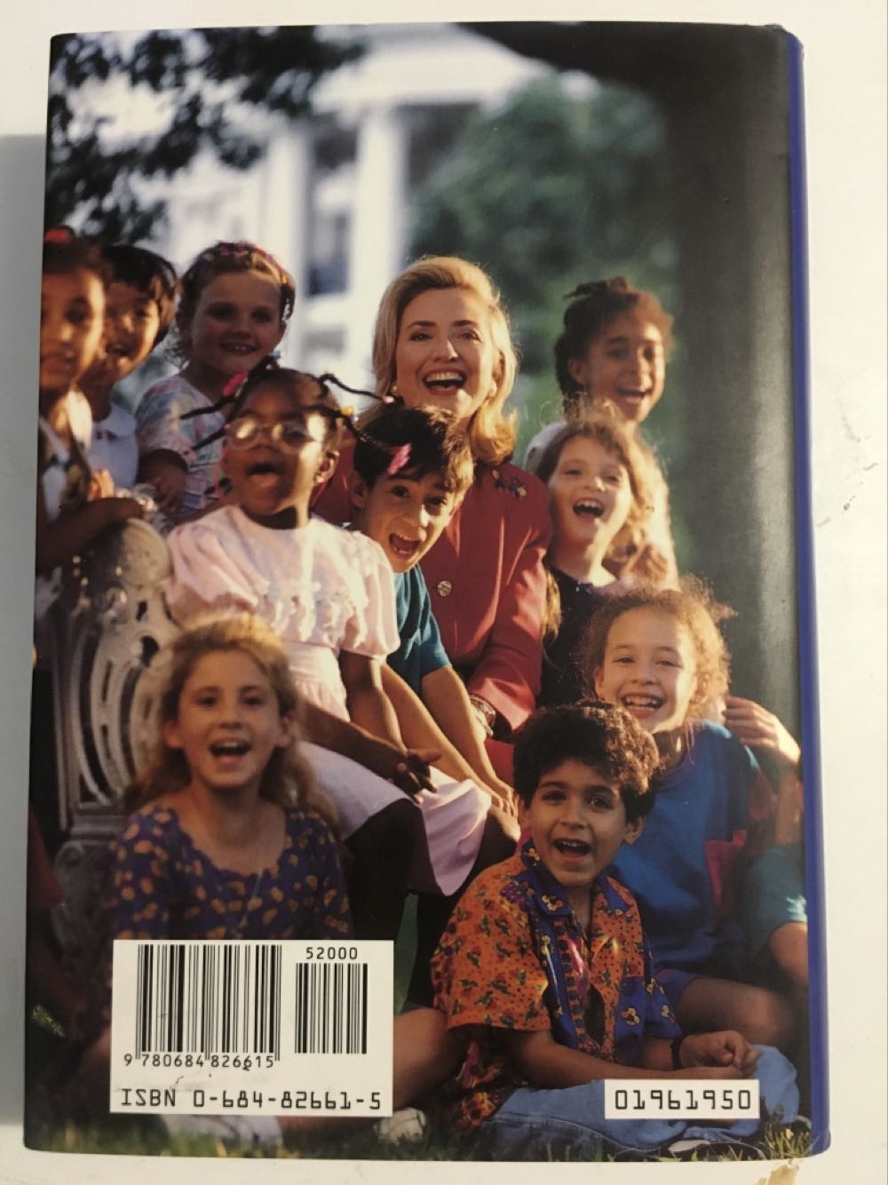 It Takes A Village - Rodham Clinton book collectible [Barcode 9780684826615] - Main Image 4